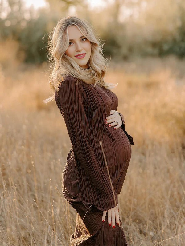 Mumsmode Zwangerchaps Midi Fotoshoot Jurken Elegant Riem Gekreukt Flare Mouw Ronde Hals Bruin