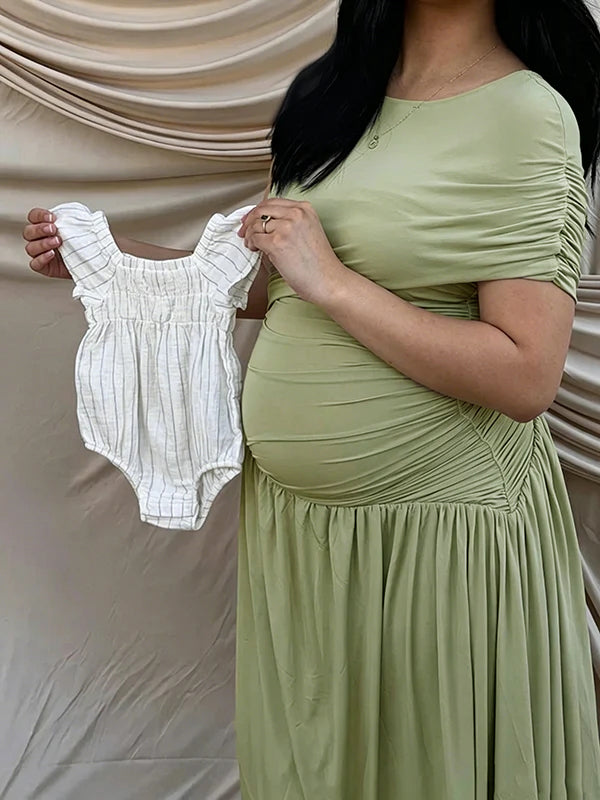 Mumsmode Zwangerschaps Maxi Jurk Babyshower Cocktail Gekreukt Onregelmatig Een Open Schouder Groen