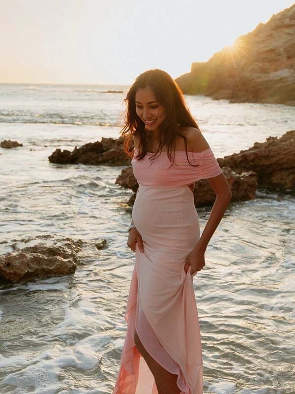 Mumsmode Zwangerschaps Maxi Cocktailjurk Zijsplit Ruches Off Shoulder Fotoshoot