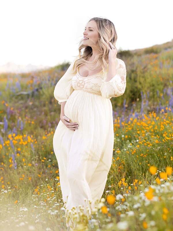 Mumsmode Zwangerschaps Fotoshoot Jurken Boheems Borduursel Bloemen Gedrapeerd Maxi Jurken