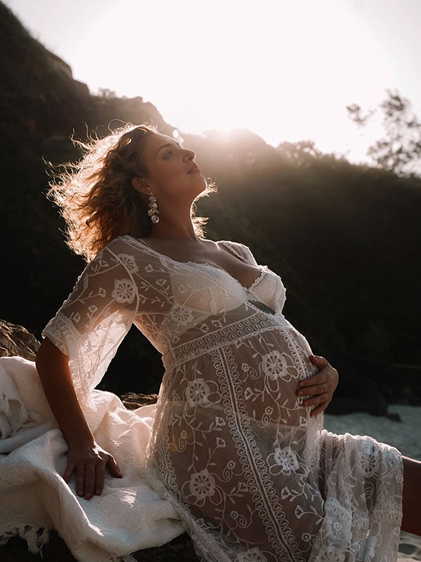 Mumsmode Zwangerschaps Fotoshoot Jurken Boheems Kanten Transparant Zijsplit Golvende Rand Midi Jurken