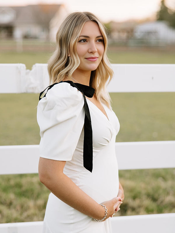 Mumsmode Zwangerchaps Maxi Fotoshoot Jurk Elegant Vlinderdas V-hals Pofmouw Wit