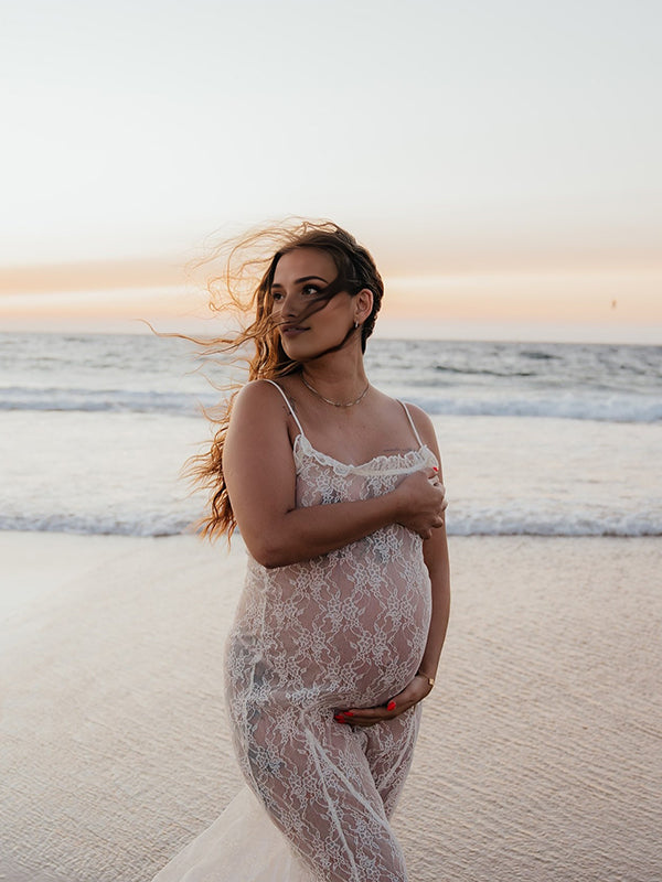 Mumsmode Zwangerschaps Maxi Fotoshoot Jurk Chique Kanten Transparant Ruches Spaghetti
