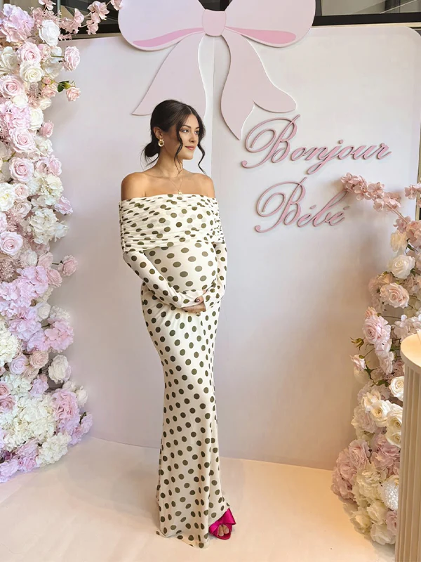 Witte Zwangerschaps Maxi Jurk Off-Shoulder Olijfgroene Stippen Aansluitende Pasvorm