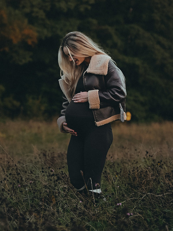 Mumsmode Zwangerschaps PU-jas Dagelijks Patchwork Harig Zakken Rits Bezet Zwangerschapsjassen